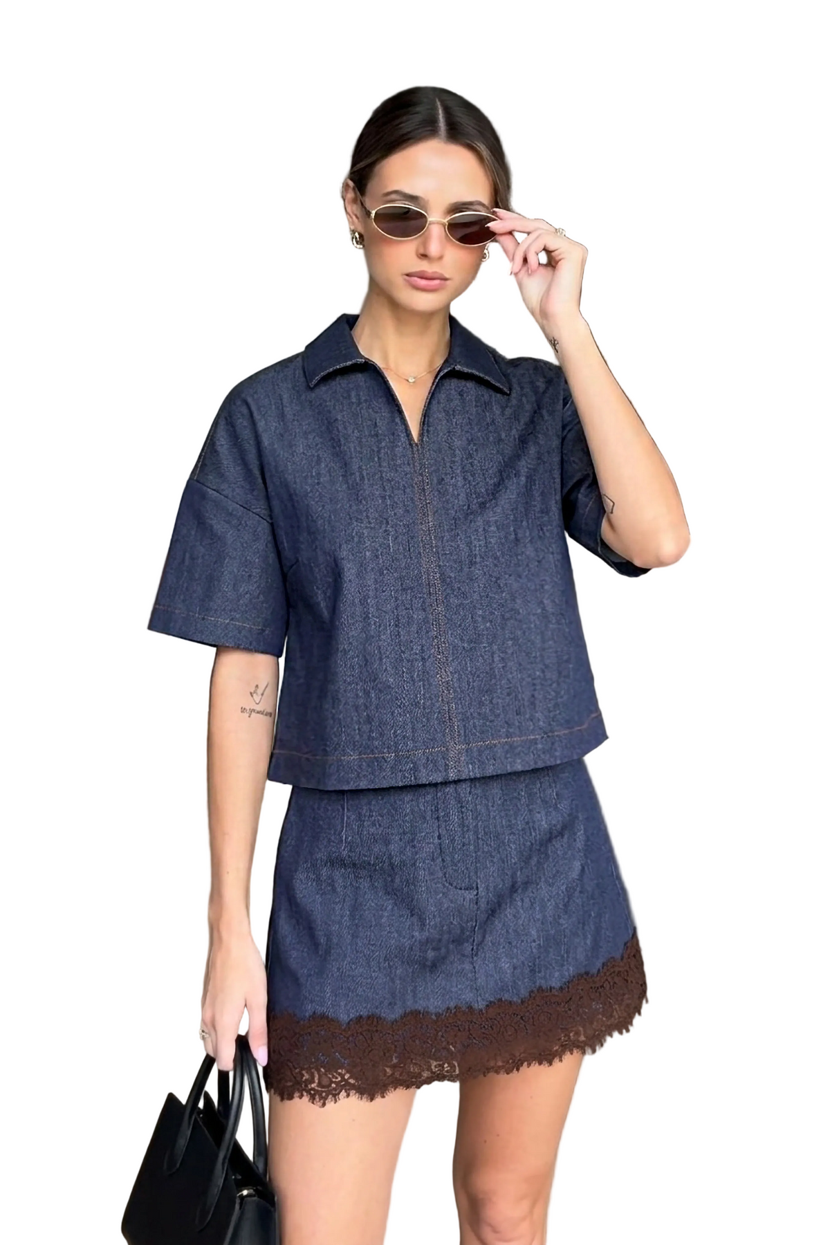 V-NECK SHORT SLEEVE TOP
